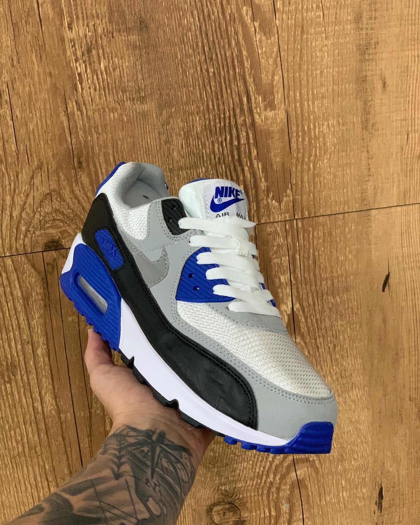 Air max 90 vinho best sale e branco