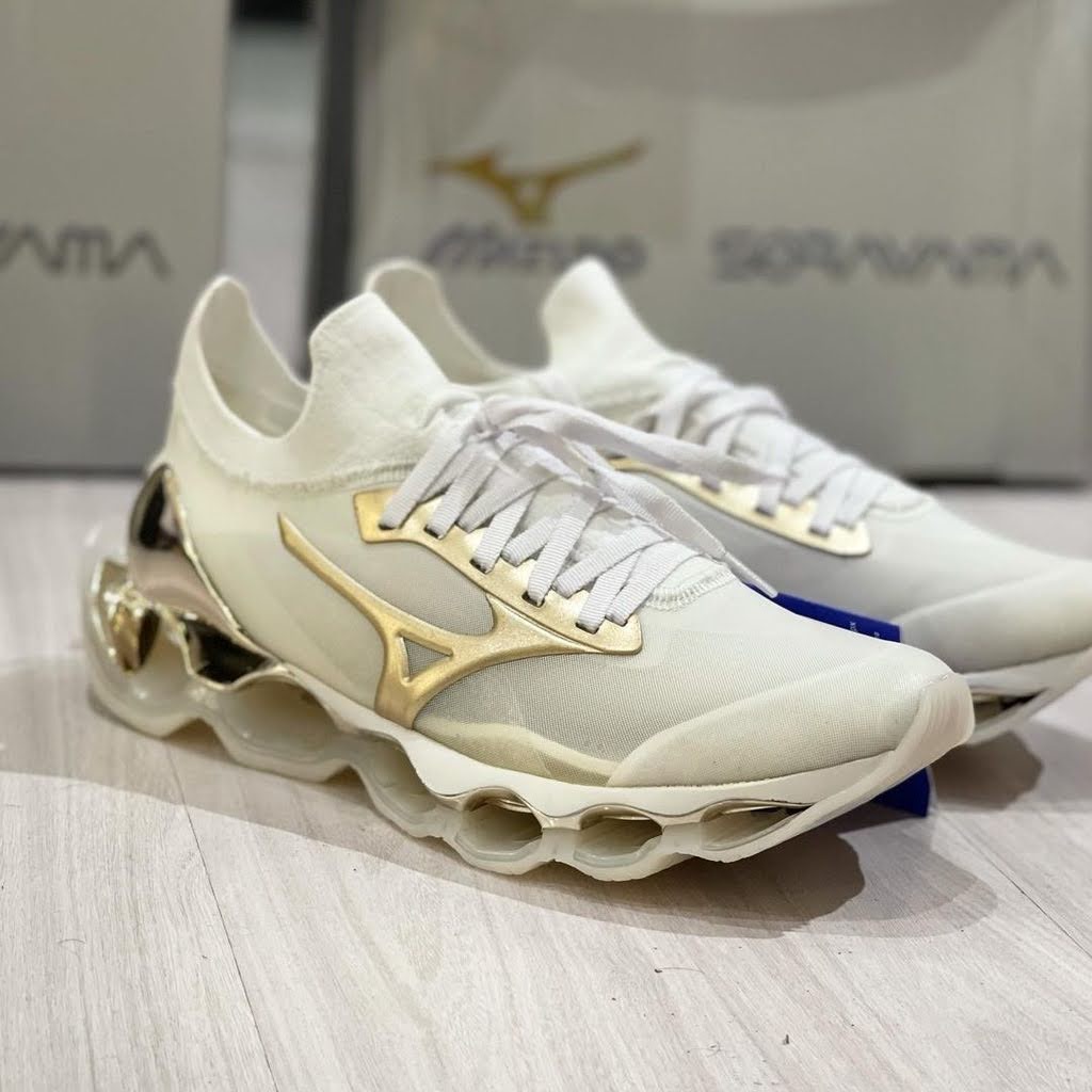 Mizuno Wave Prophecy Sorayama - Bandeira Outlet