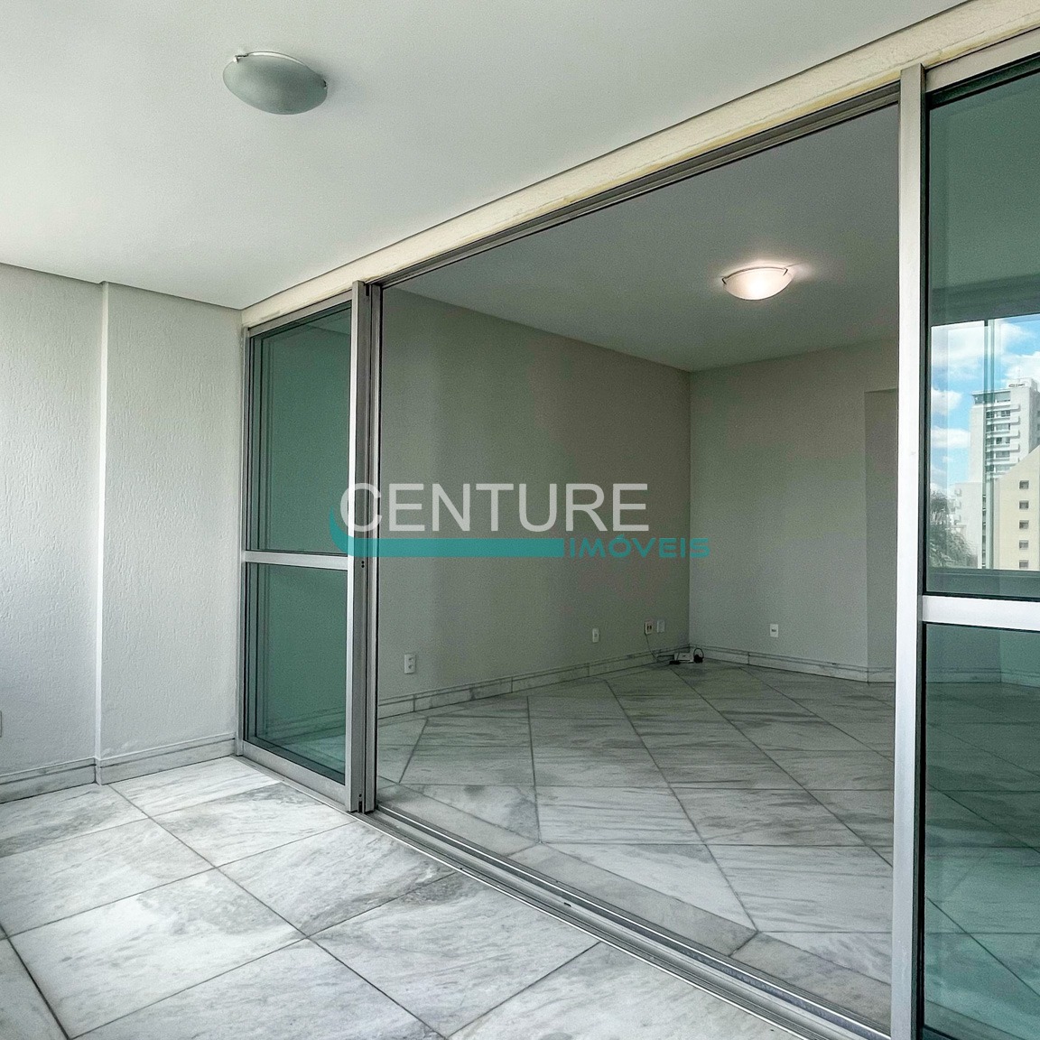 Imagem 5 do Apartamento à venda no Lourdes – 3 quartos, 1 suíte, 2 vagas – 100m² de conforto e elegância