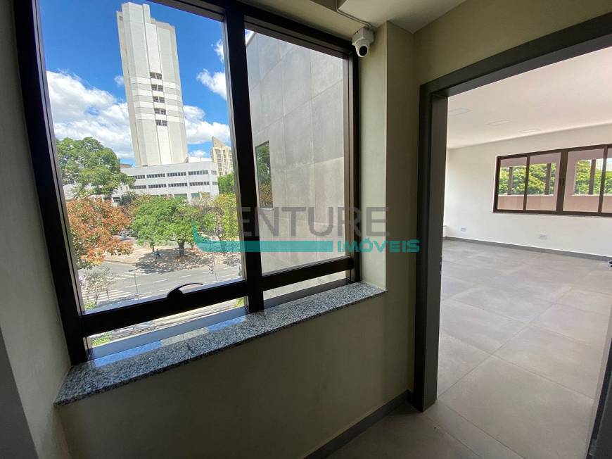 Prédio novo com 562m² no Barro Preto