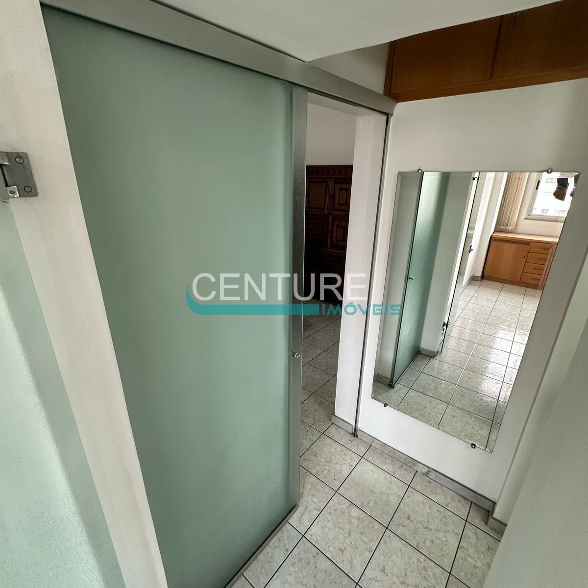 Imagem 6 do Alugo - Apartamento com 58m² - Centro