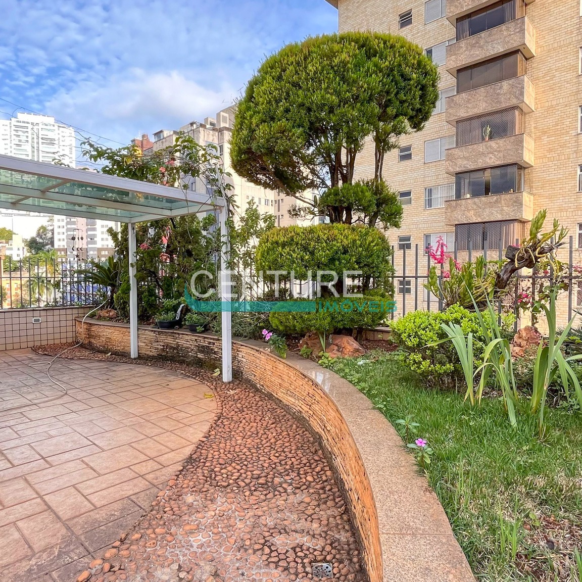 Imagem 30 do Cobertura Duplex Espetacular de 358m² à Venda no Gutierrez – 7 Quartos, 3 Suítes e 4 Vagas