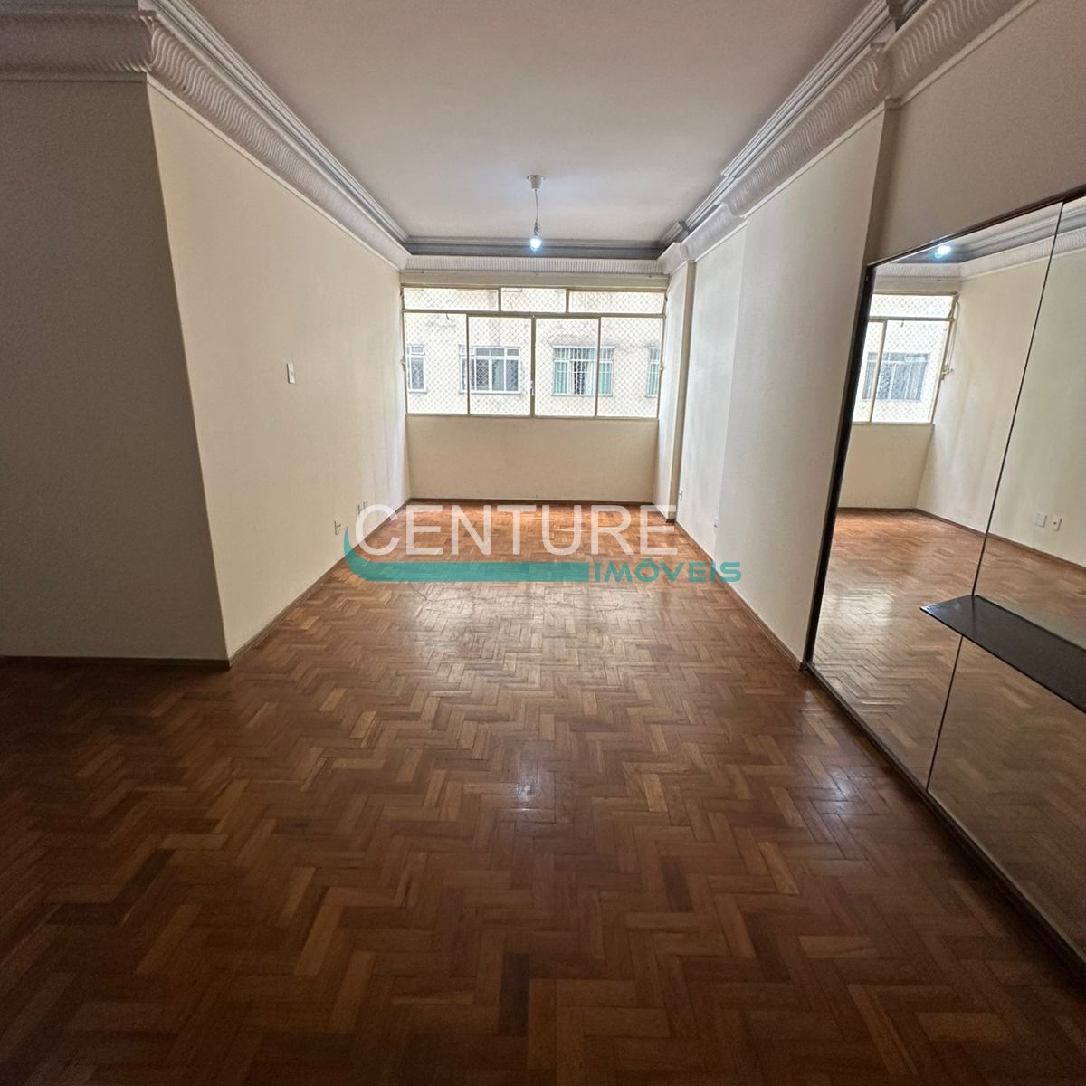 APARTAMENTO ESPAÇOSO PARA LOCAÇÃO – AV. AUGUSTO DE LIMA, 249