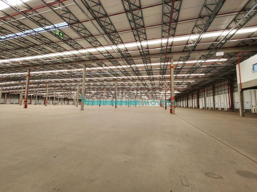 Galpão com 2.343m² na Cidade Industrial em Contagem