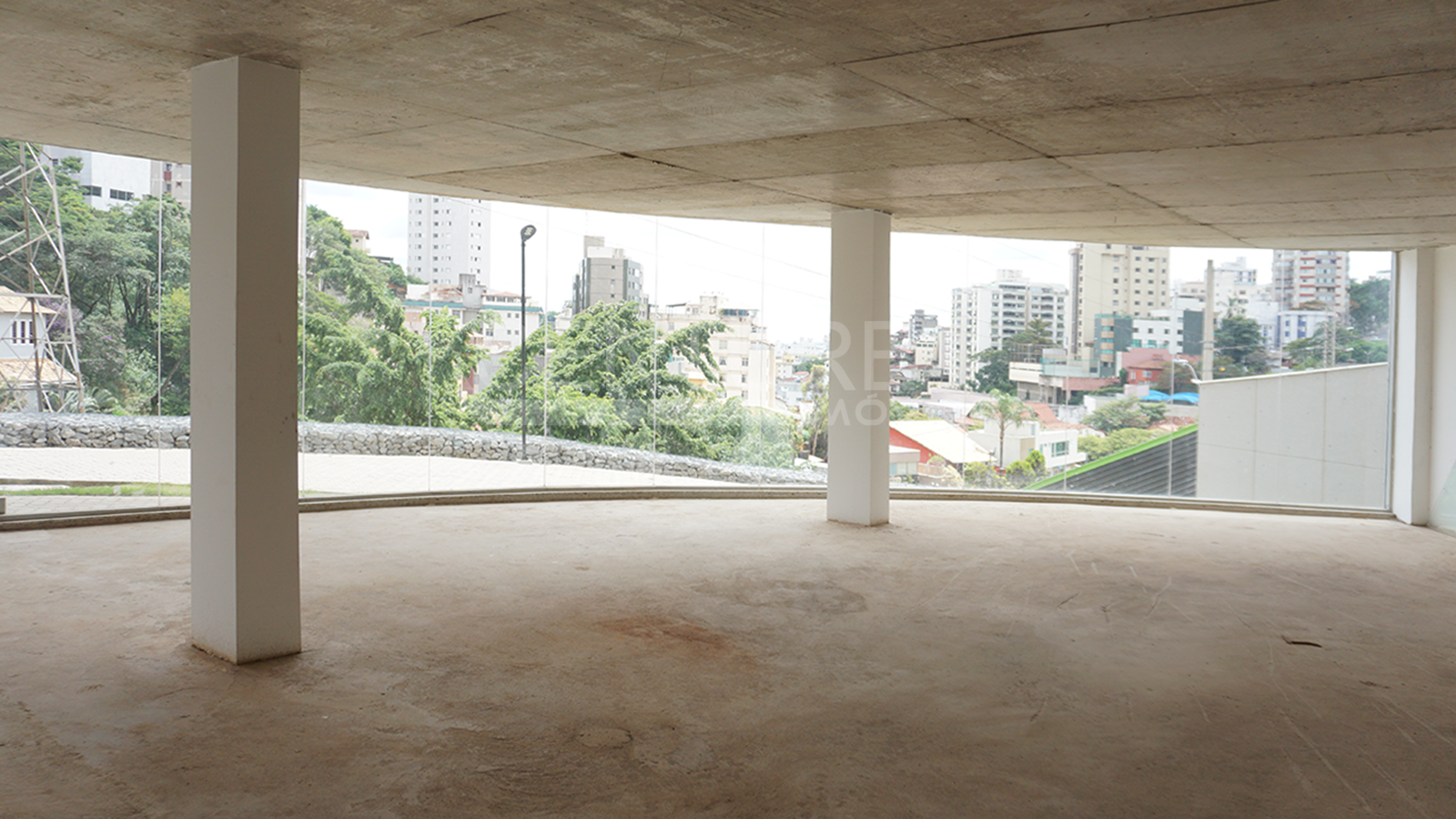 Imagem 6 do Aluguel - Andar Corrido - 1000.00m² - Santa Lúcia - Belo Horizonte