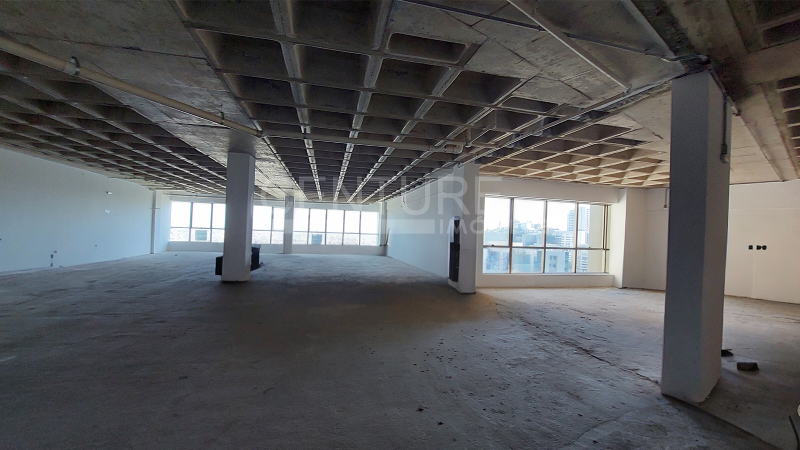 Imagem 10 do Aluguel - Sala Comercial - 5000.00m² - Buritis - Belo Horizonte