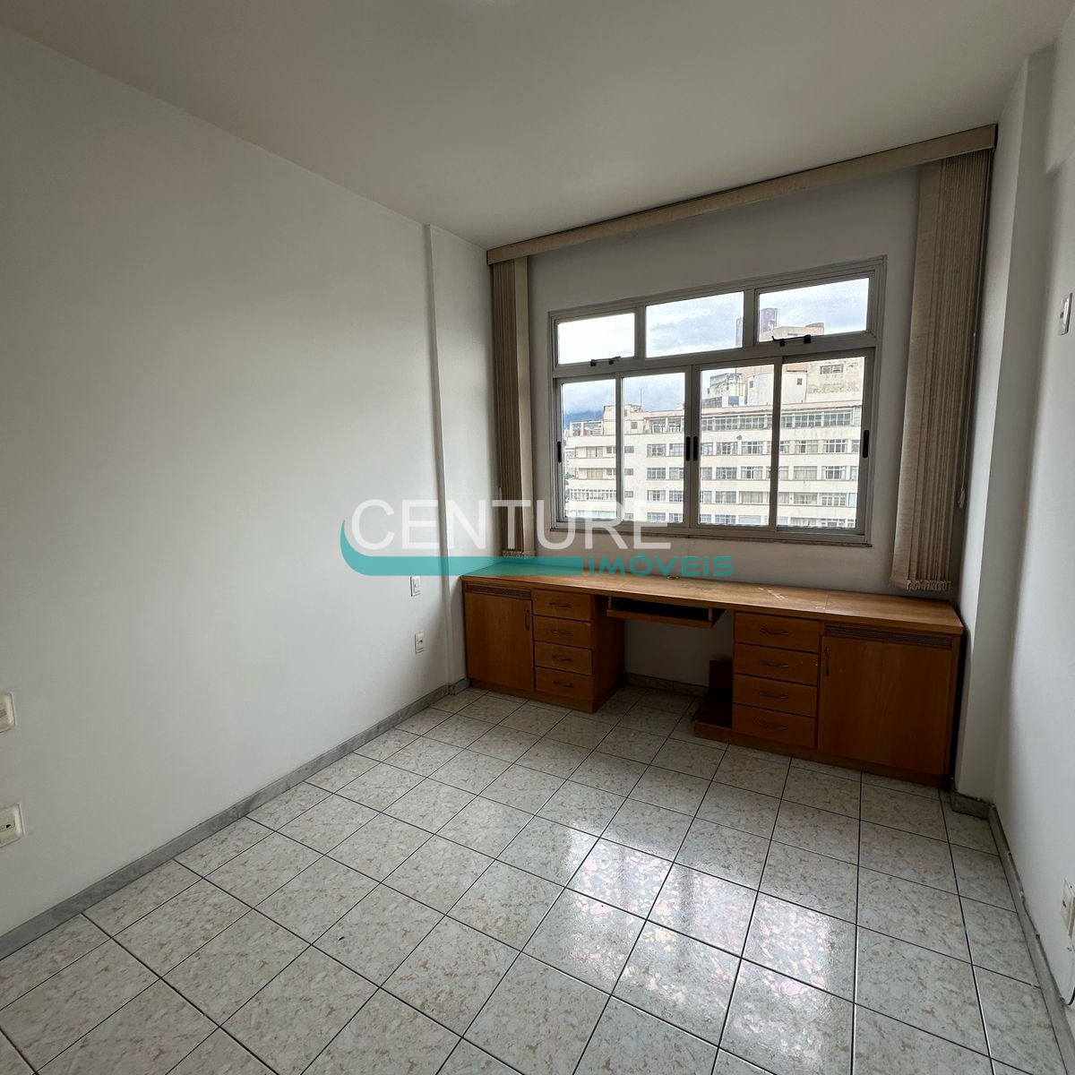 Imagem 3 do Alugo - Apartamento com 58m² - Centro