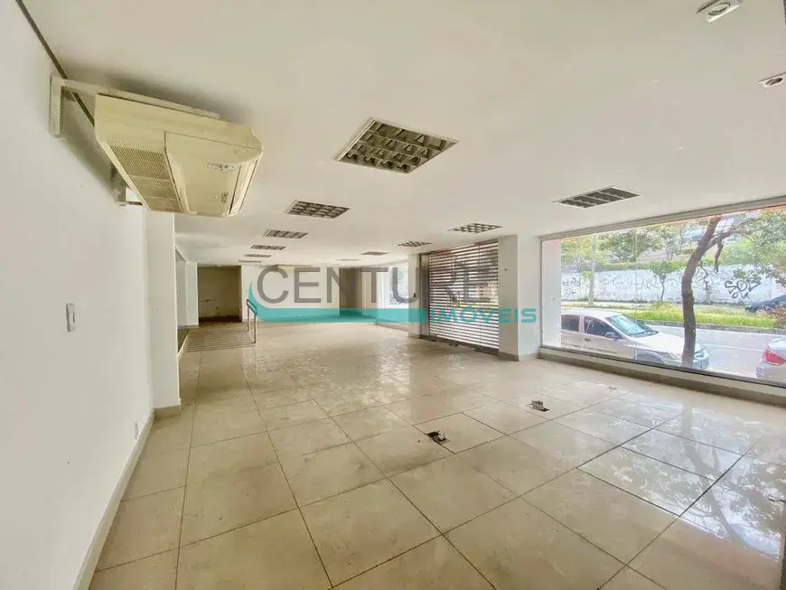 Galpão com área interna de 1.615m² próximo da Pampulha