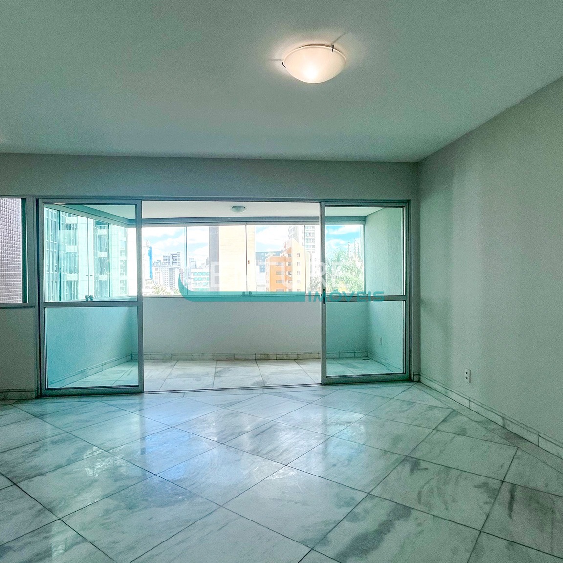 Apartamento à venda no Lourdes – 3 quartos, 1 suíte, 2 vagas – 100m² de conforto e elegância
