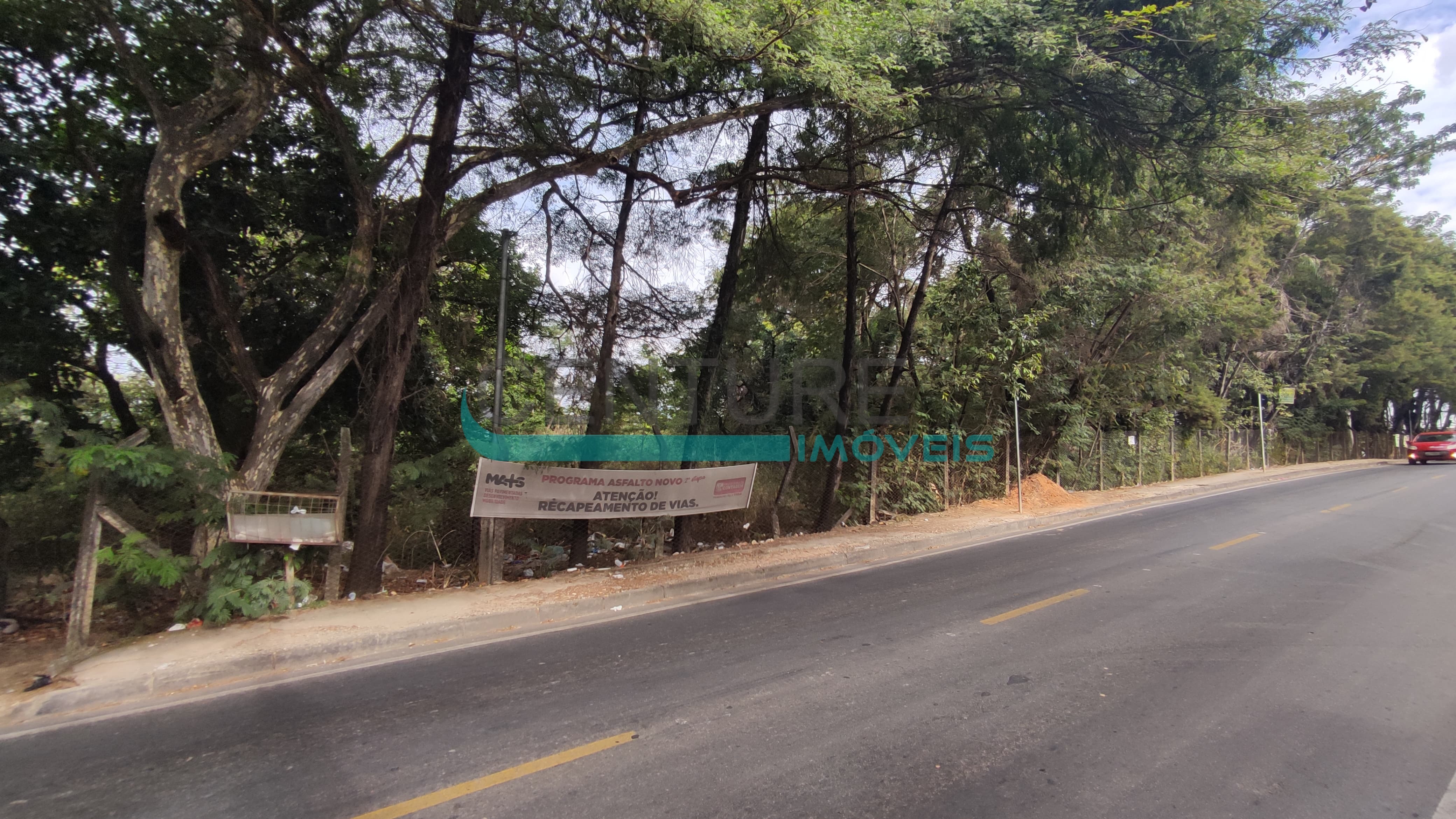 Terreno de 2.227m² para alugar em Chácaras Santa Terezinha em Contagem