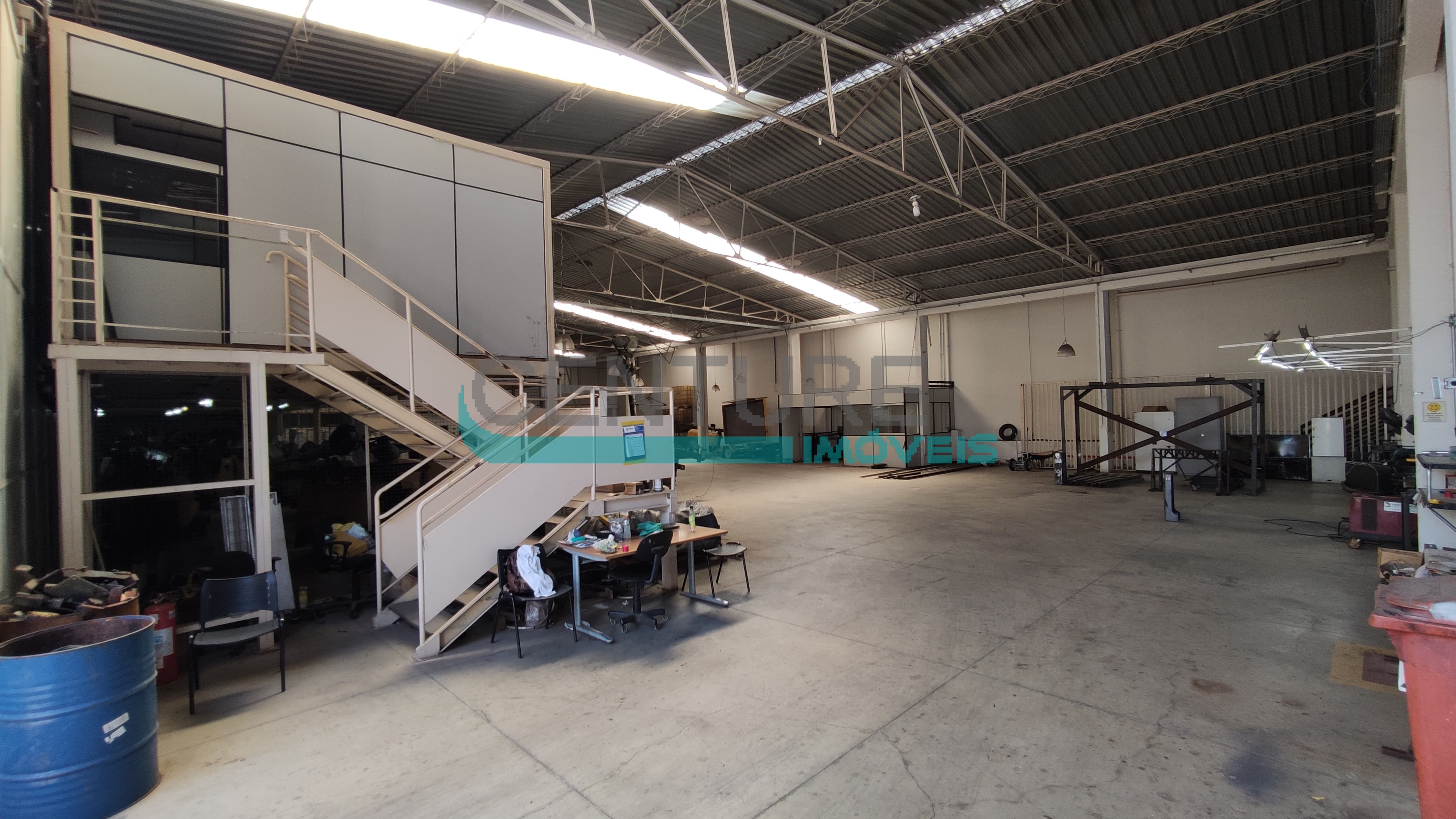 Galpão de 2875m² para alugar no Jardim Industrial em Contagem - Cód: A2090